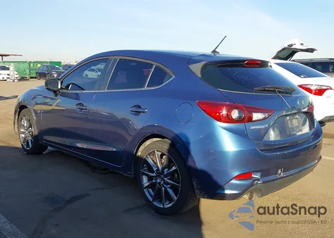 2018 Mazda Mazda3 Touring из США, поврежденный, VIN 3MZBN1L3XJM204600
